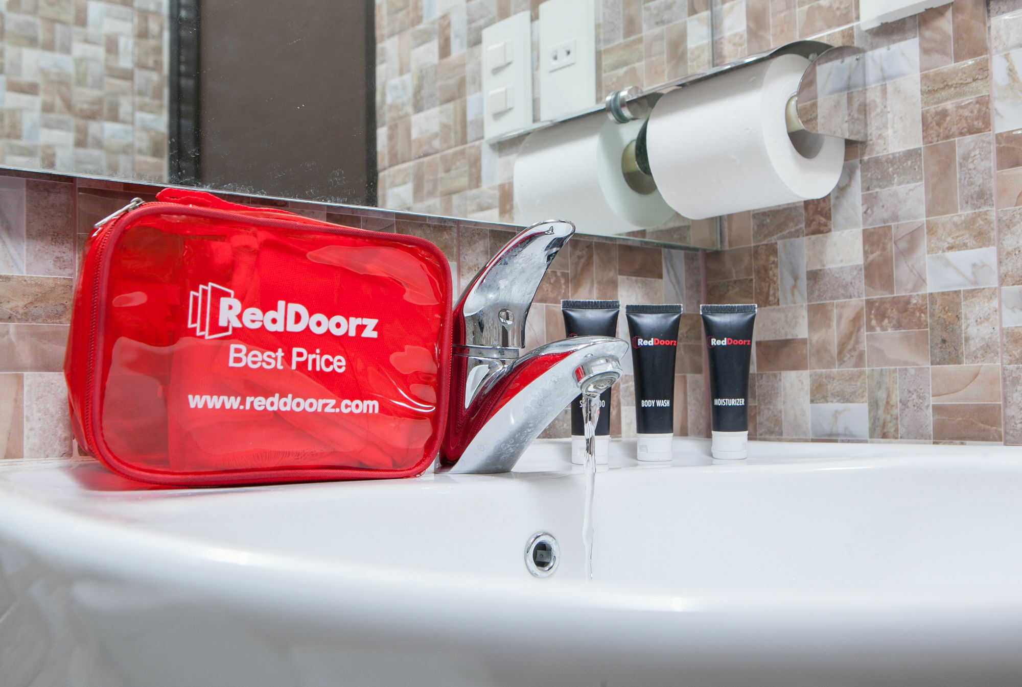 Reddoorz Plus @ Talaga Bodas Bandung Exterior foto